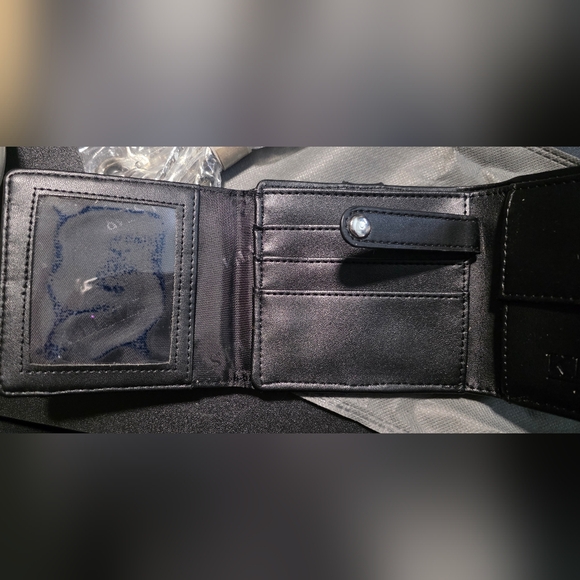 Killstar Wallet - Picture 3 of 9